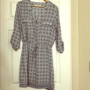 Max studio roll sleeve dress